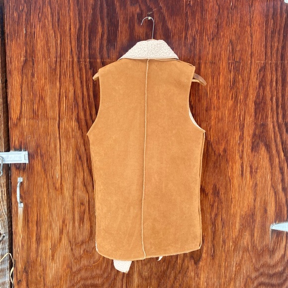 Faux Suede Shearling Vest size small tan camel fall winter vest - Picture 2 of 7
